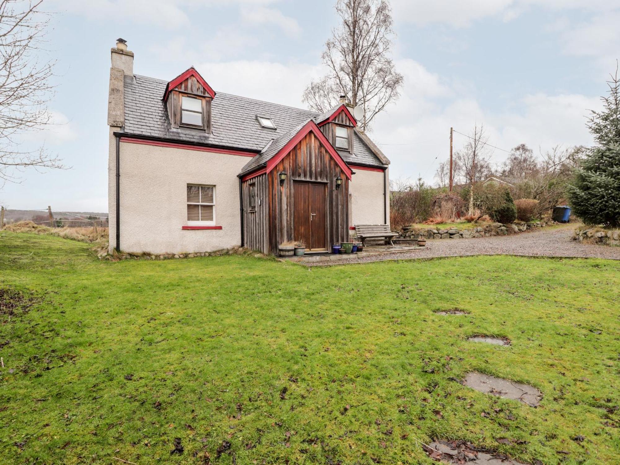 Bogindour Cottage Muir of Ord Exterior photo